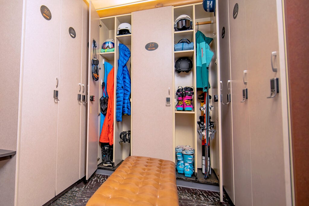 Green Tier Locker